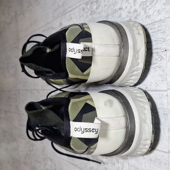 Nike Odyssey Flyknit React - Picture 4 of 4